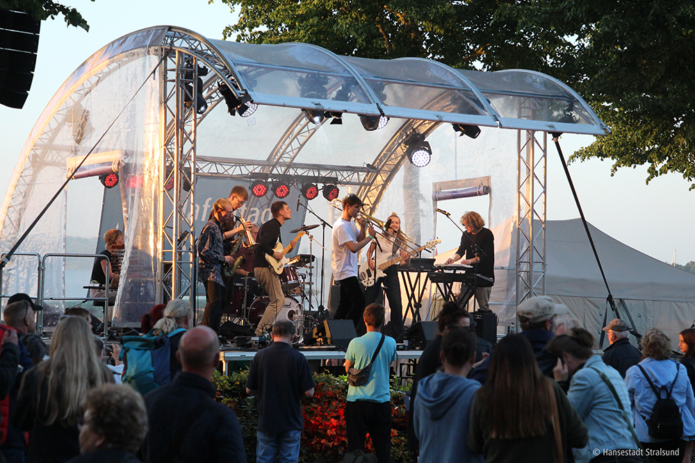 Hafentage-2022-in-Stralsund-2.JPG